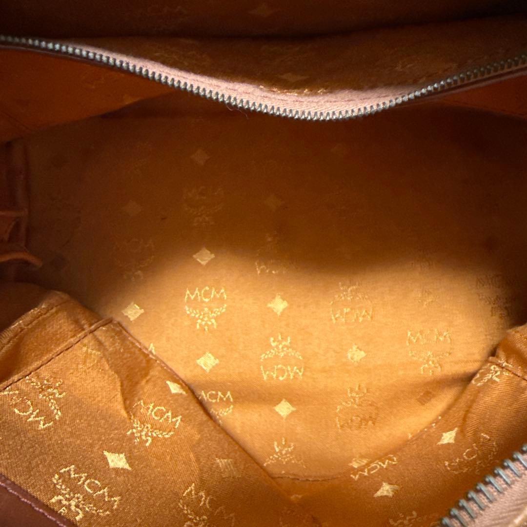 MCM ブラウンレザーハンドバッグ