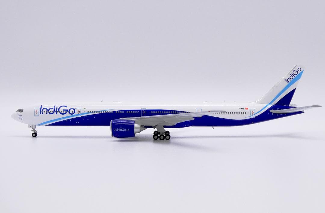 インディゴ 777-300ER TC-LKD 1/400