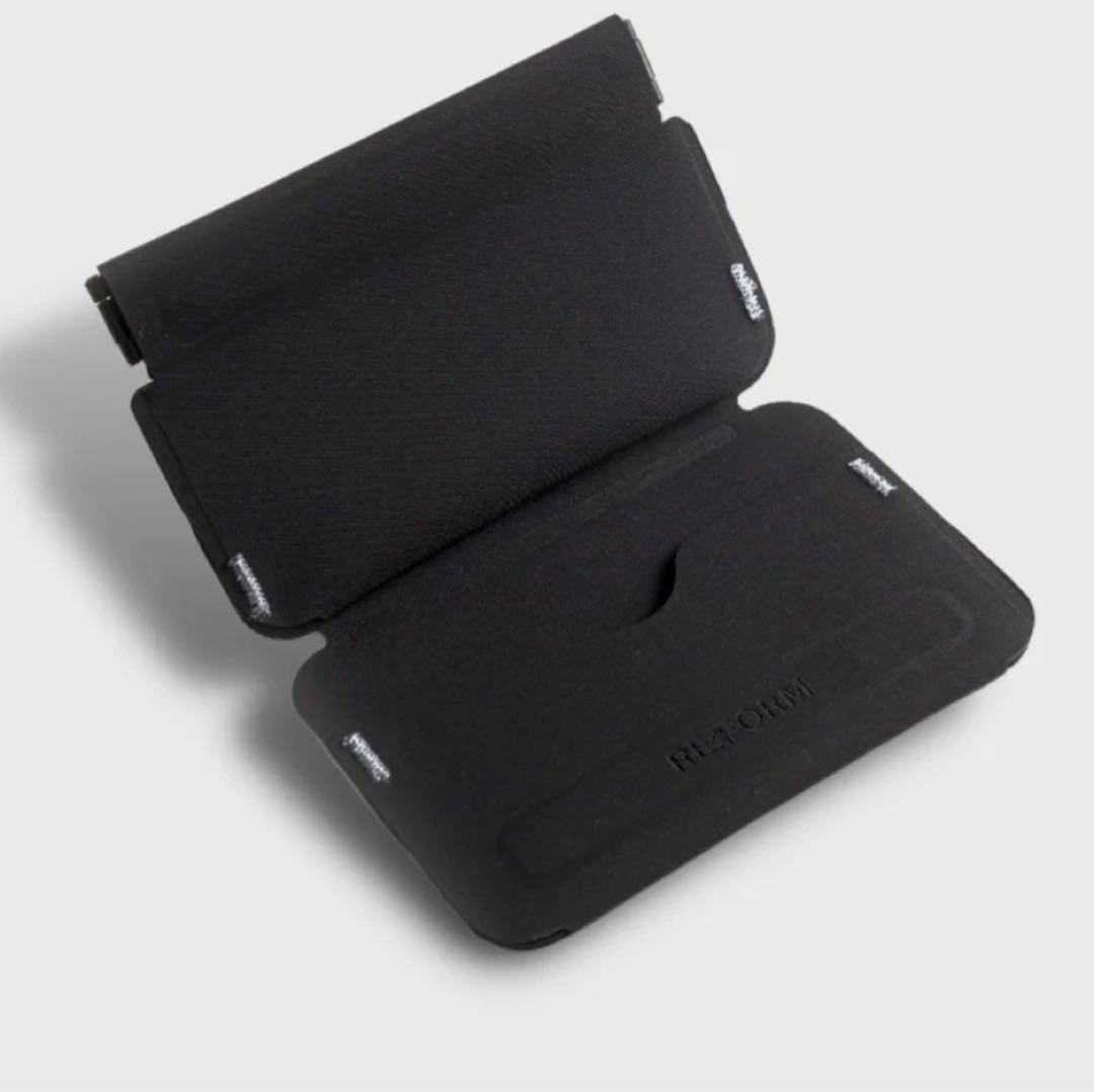 RE:FORM RE:01 - 究極の スリーブウォレット