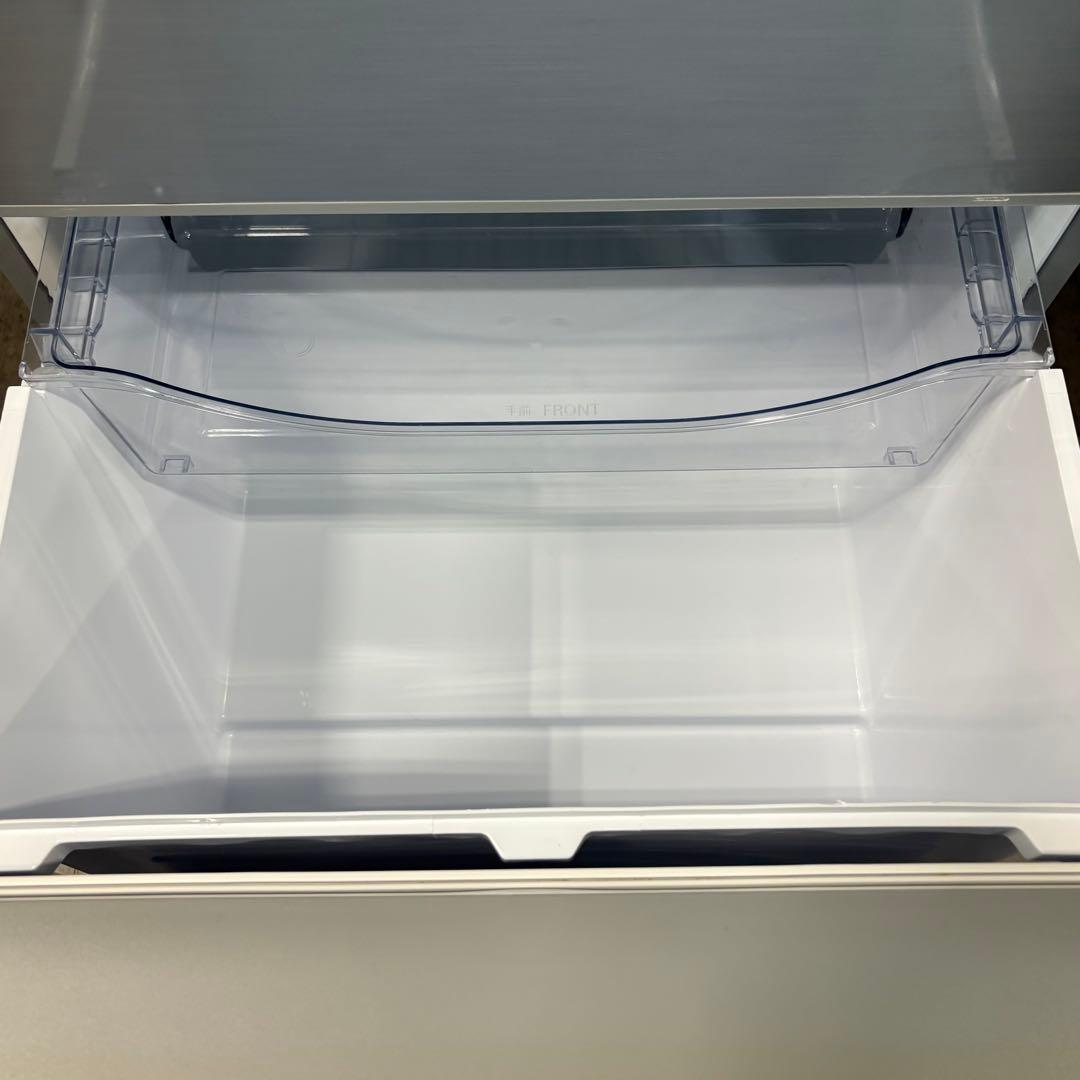 一都三県限定　配送設置無料　冷蔵庫　4ドア　AQUA アクア　355L