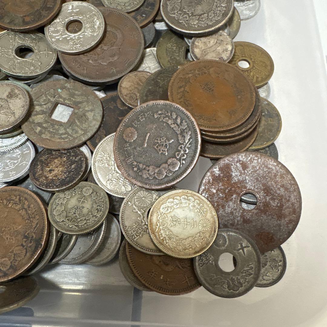 古銭まとめ 979g　銀貨、竜50銭、20銭銀貨、10銭銀貨