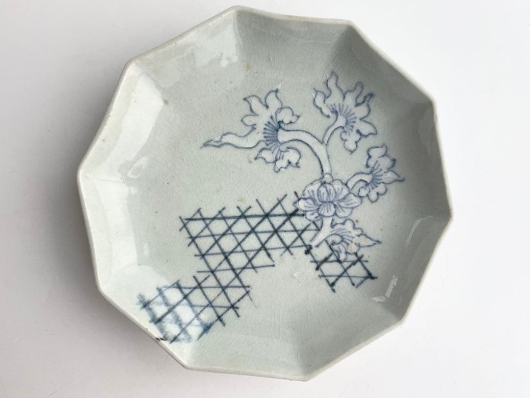 骨董　アンティーク　古伊万里　青磁染付　檜垣　花文様　十角皿　六寸皿