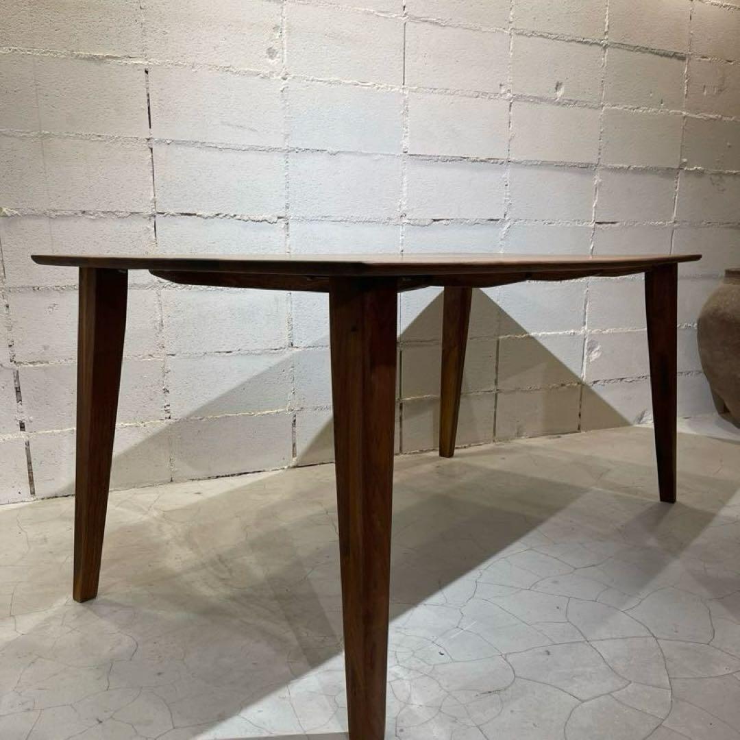 美品　ウォールナット無垢材　ダイニングテーブル　大塚家具　フィガロ　北欧　モダン