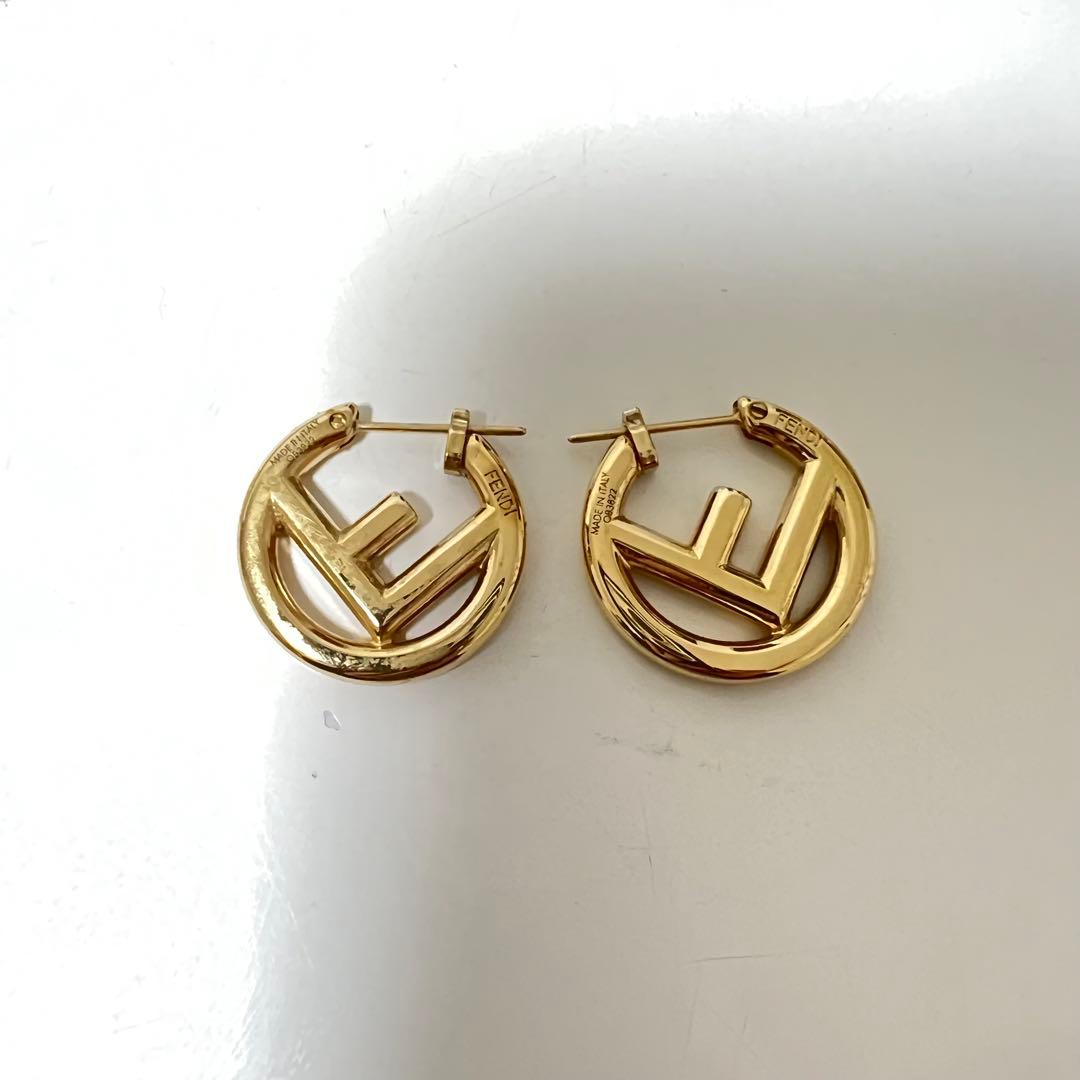 FENDI ピアス ゴールド　両耳　箱なし　【中古】　最終値下げ‼️