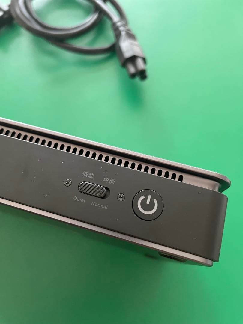 グラフィックボード・グラボ・ビデオカード GPD G1 7600M XT 2024