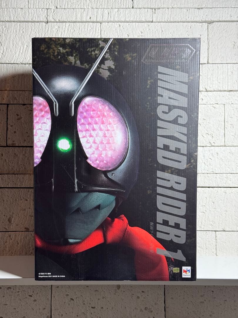 希少　 Ultimate Article 仮面ライダー旧1号　メガハウス