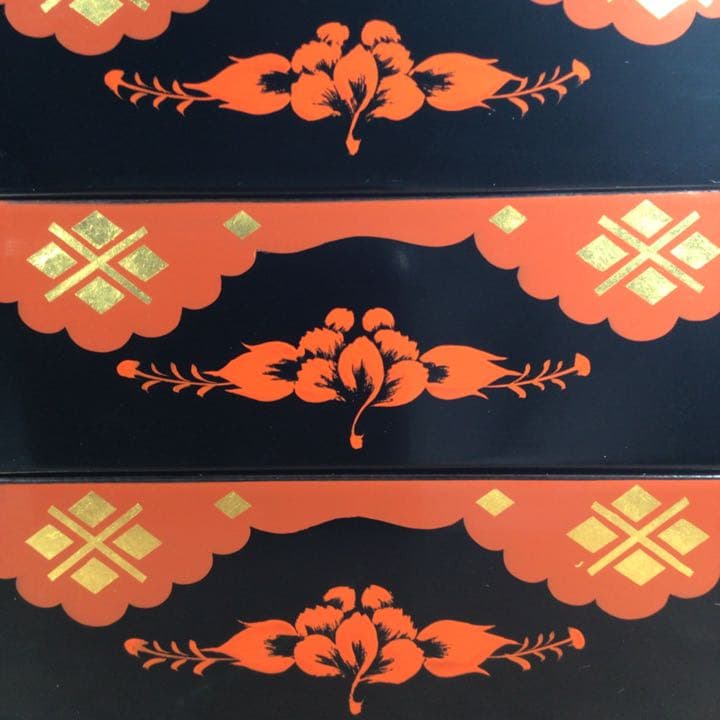 『行事うー特価』　秀衡塗　丸三漆器　『牡丹重』　6.5寸　重箱