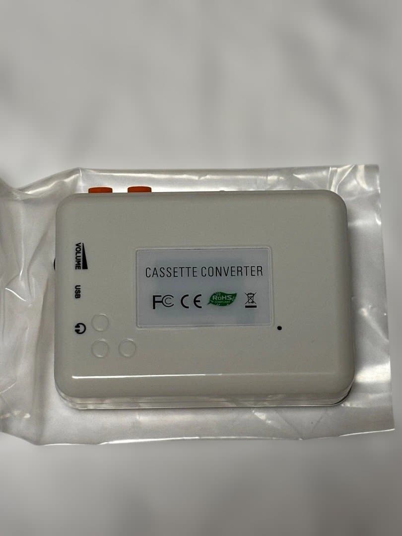 ezcap カセットコンバーター and tapes