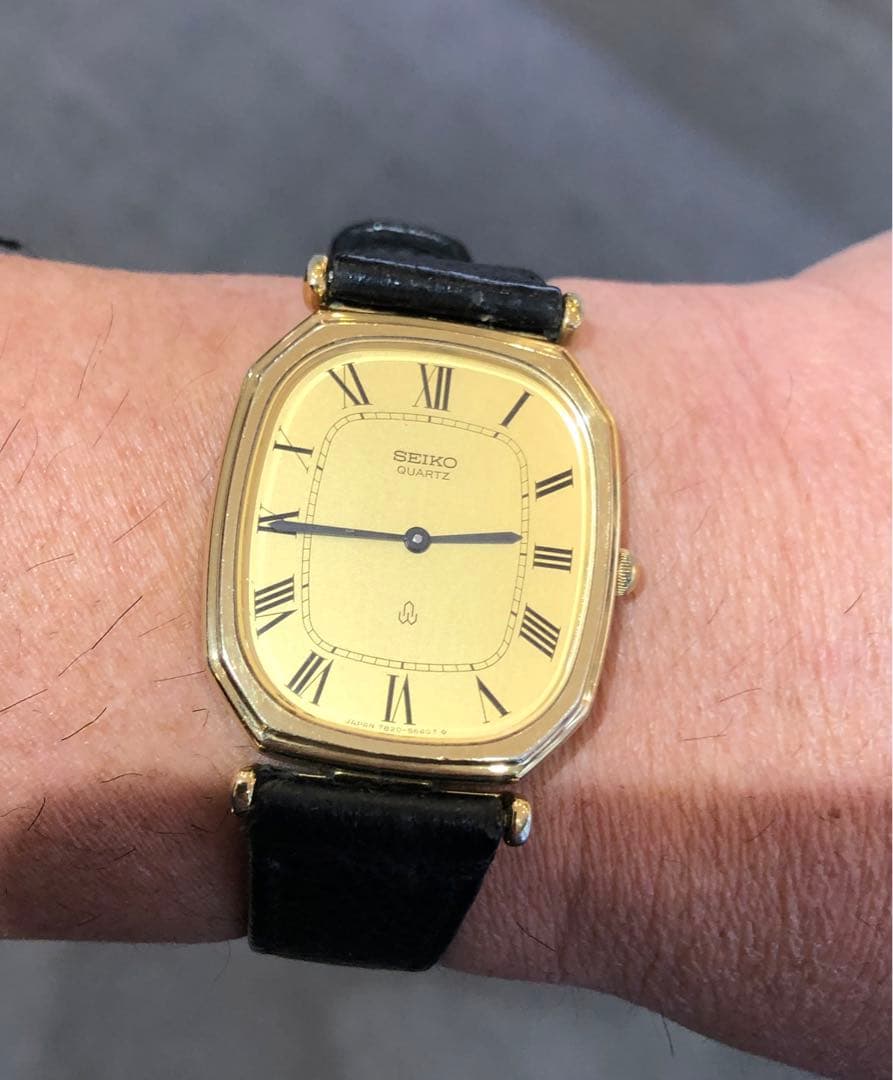 koka様　セイコー　シャリオ　SEIKO スクエア　ローマン文字　腕時計