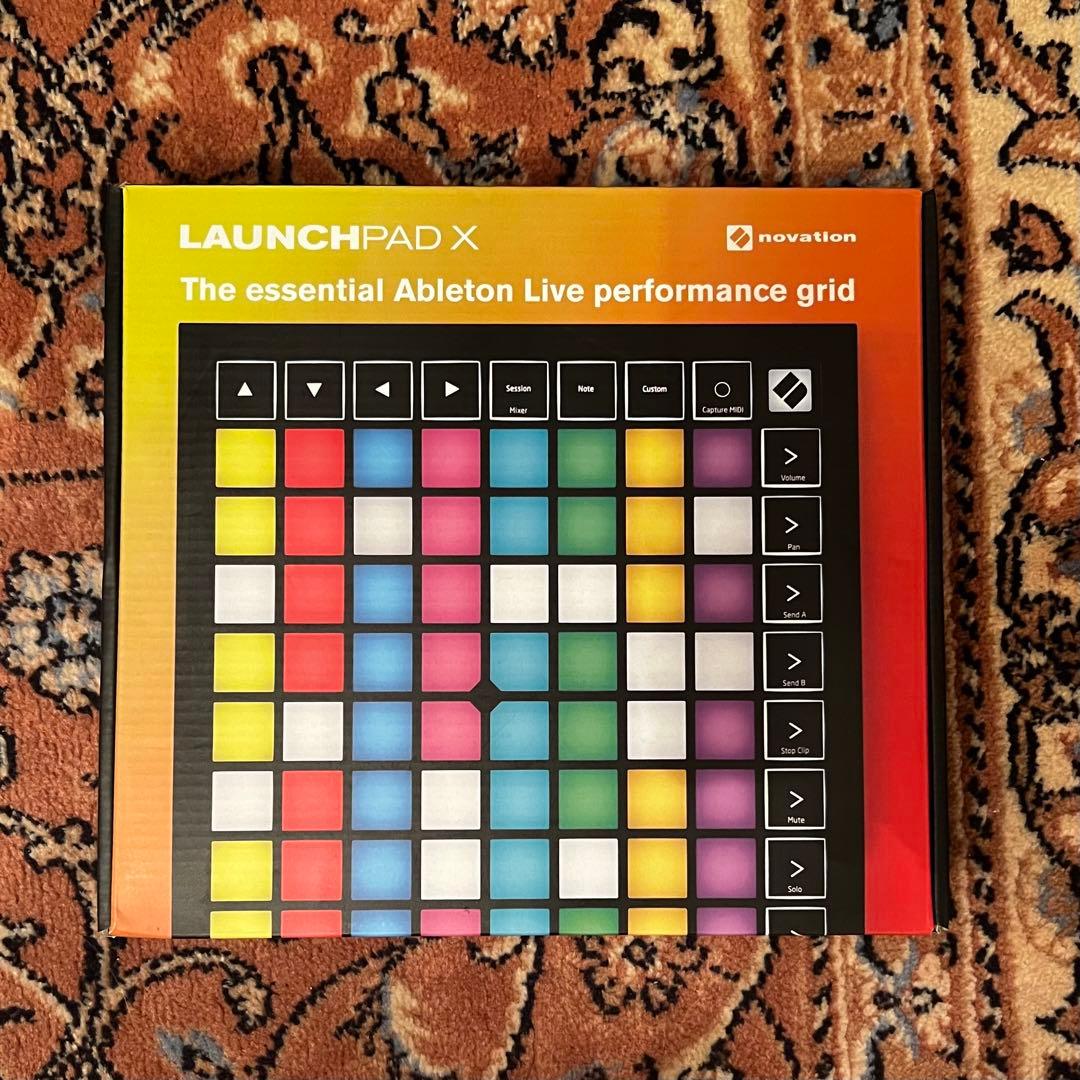 Novation Launchpad X MIDIパッド