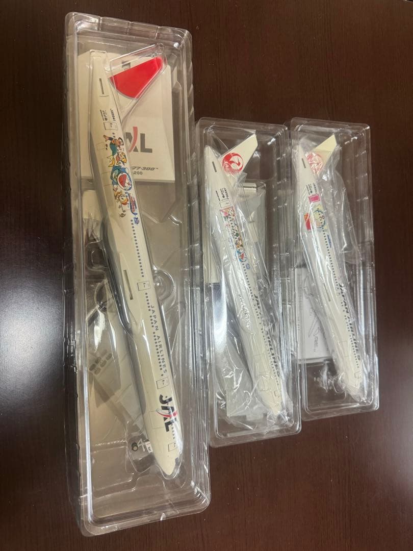 値下げ‼️JALドラえもん３機セット1/200