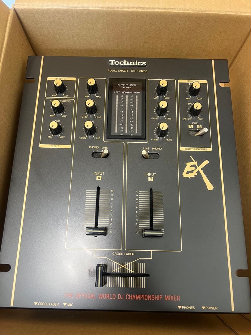 【送料込み】Technics SL-1200MK5 ターンテーブルセット