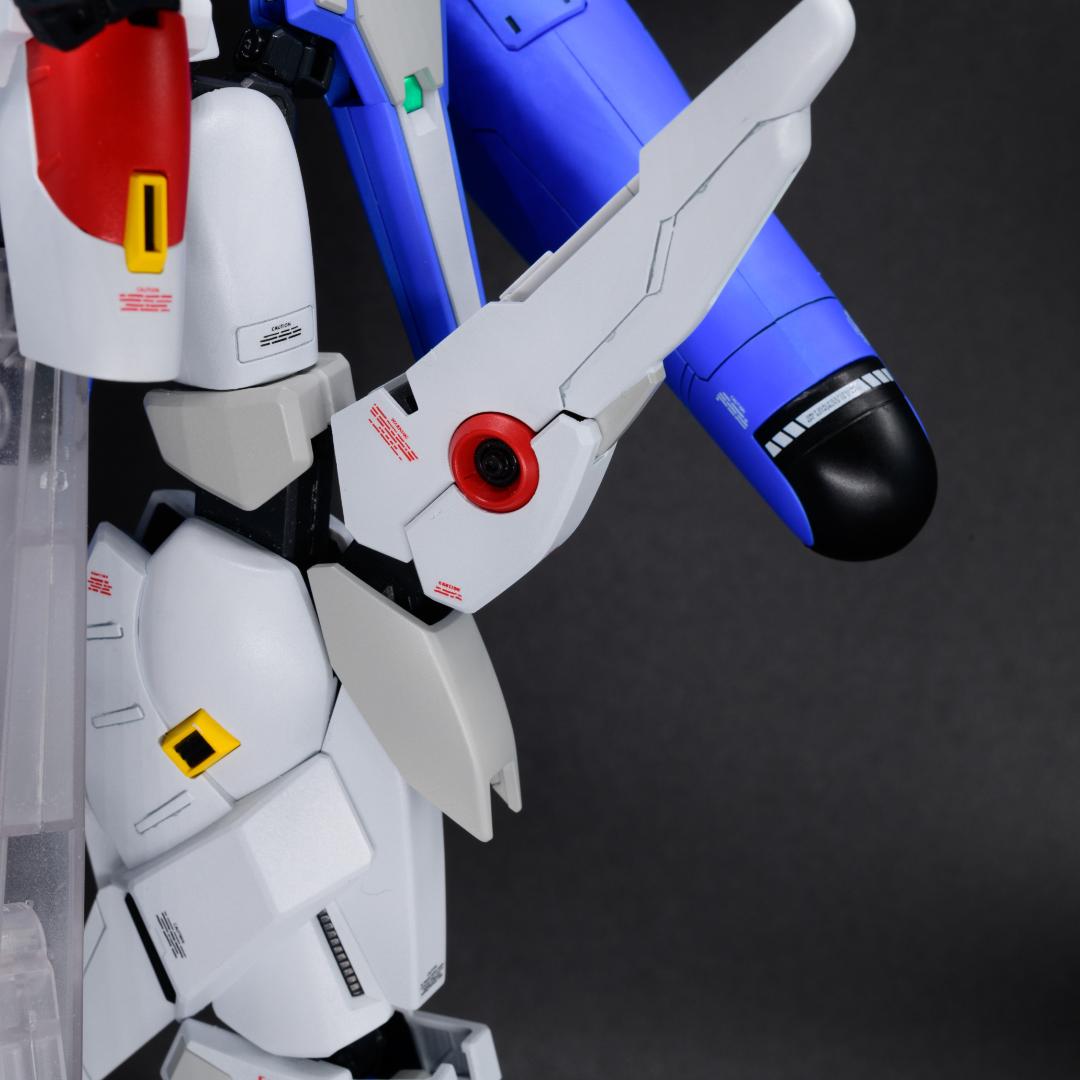 【全塗装完成品】MG 1/100 Ex-Sガンダム