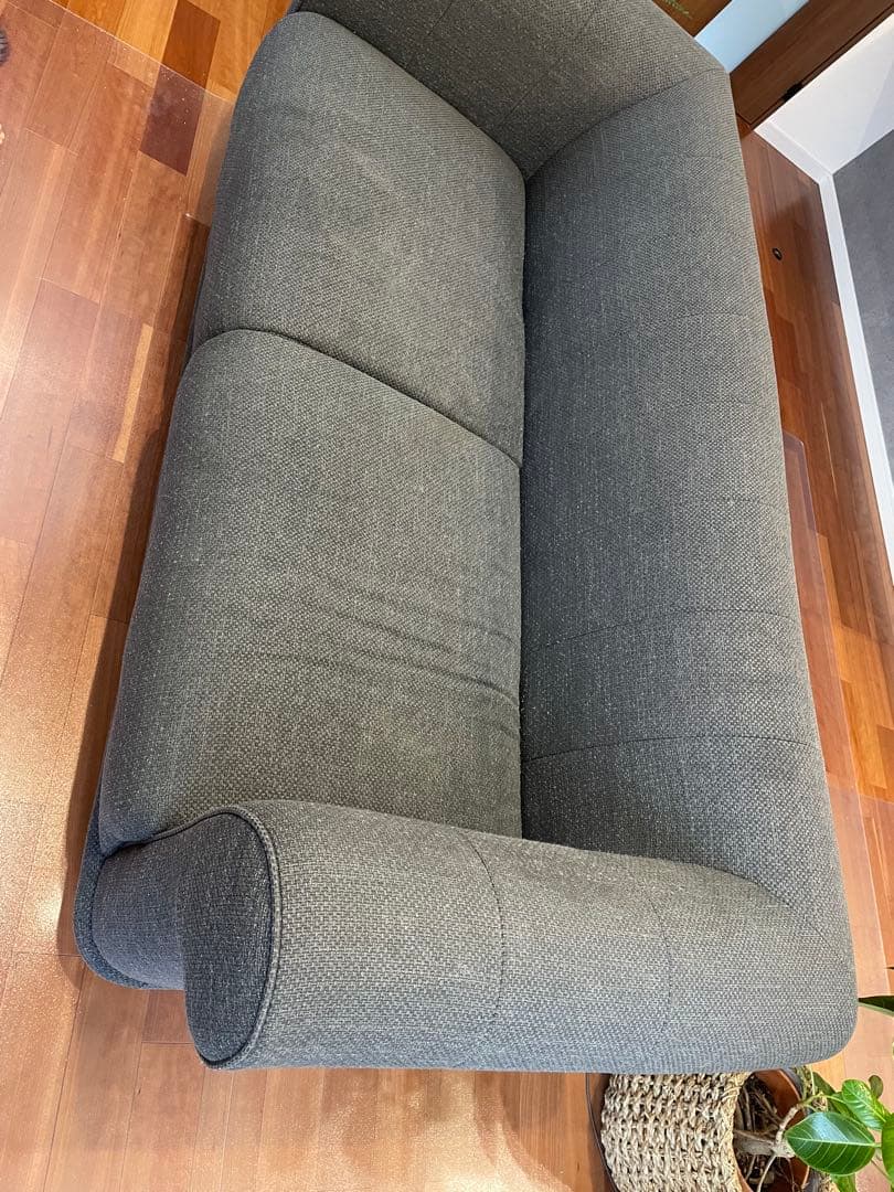 IKEAグレー ファブリック 3人掛けソファ