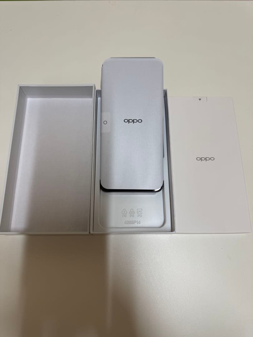 新品未使用品 OPPO Reno13 A 128GB 8GB RAM