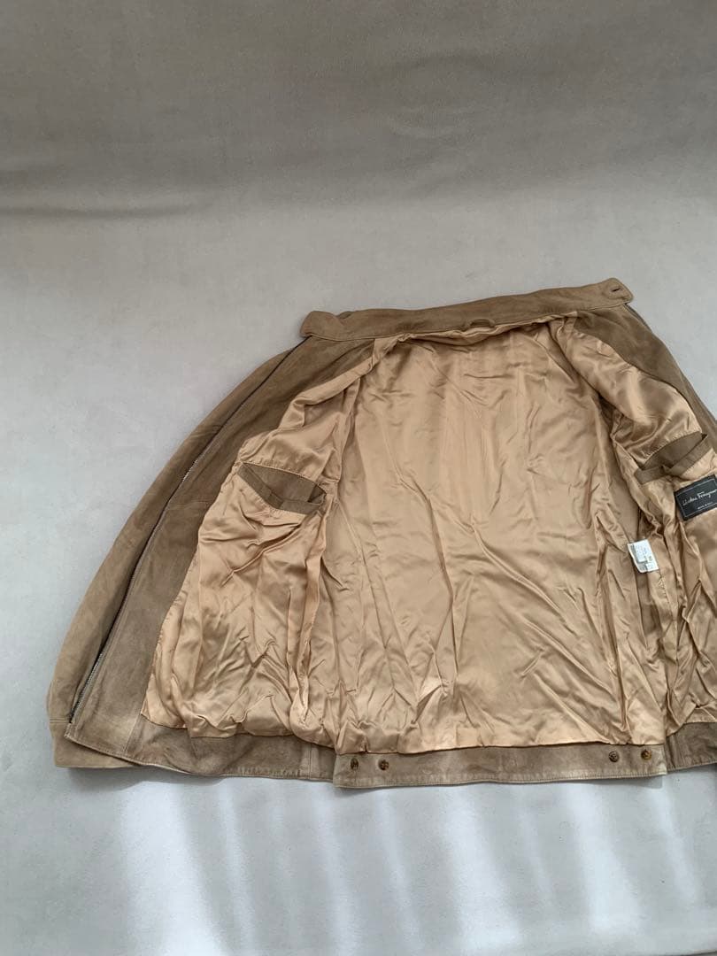 サルバトーレ　フェラガモ　スエード　シングルライダース