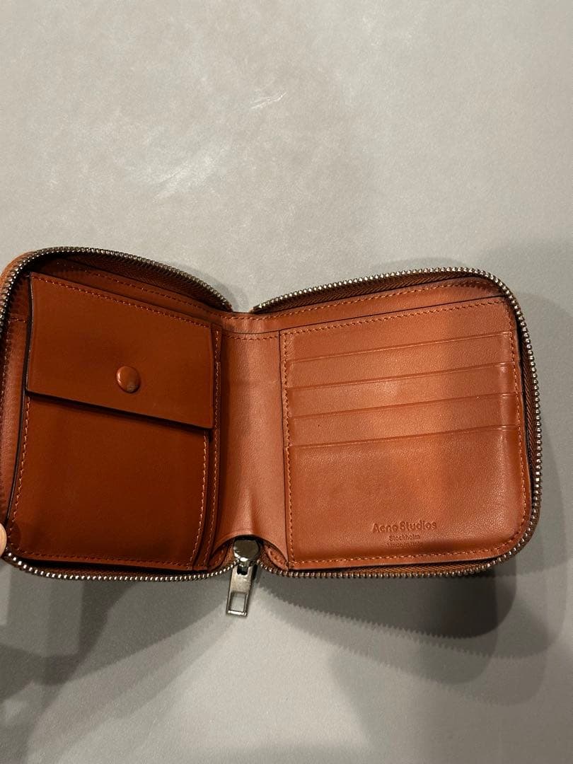 Acne Studios ブラウンレザー二つ折り財布 Wallet 財布
