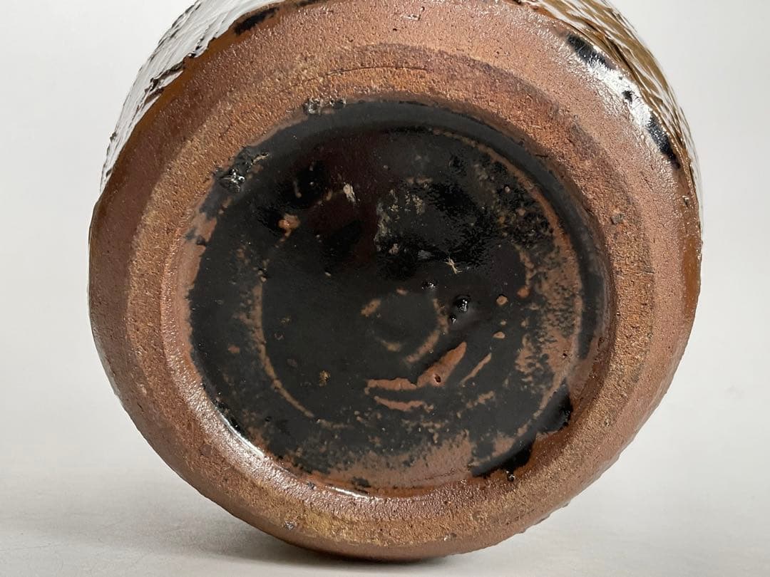 陶芸家　人間国宝　濱田庄司　浜田庄司　？　鉄釉　文打　水指　茶道具　箱なし