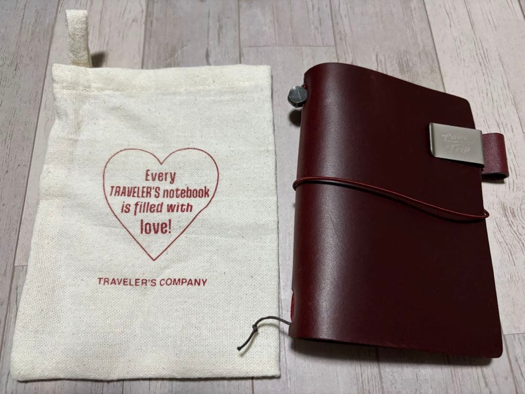 【限定】トラベラーズノートパスポートサイズ RED Love and Trip