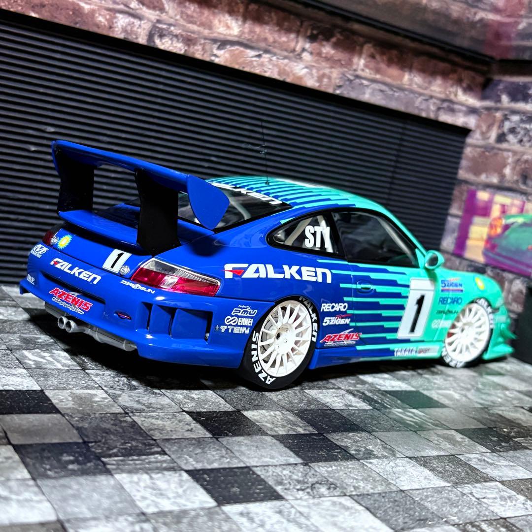 1/18 AUTOart FALKEN⭐︎PORSCHE 911 GT3 2005