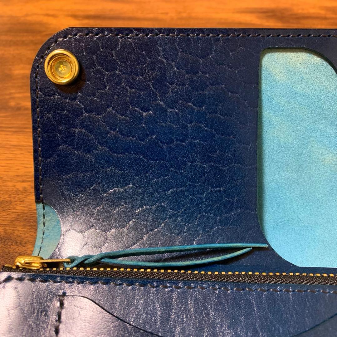 トラッカーウォレット　ミドル　新喜皮革　ホースバット　CA008