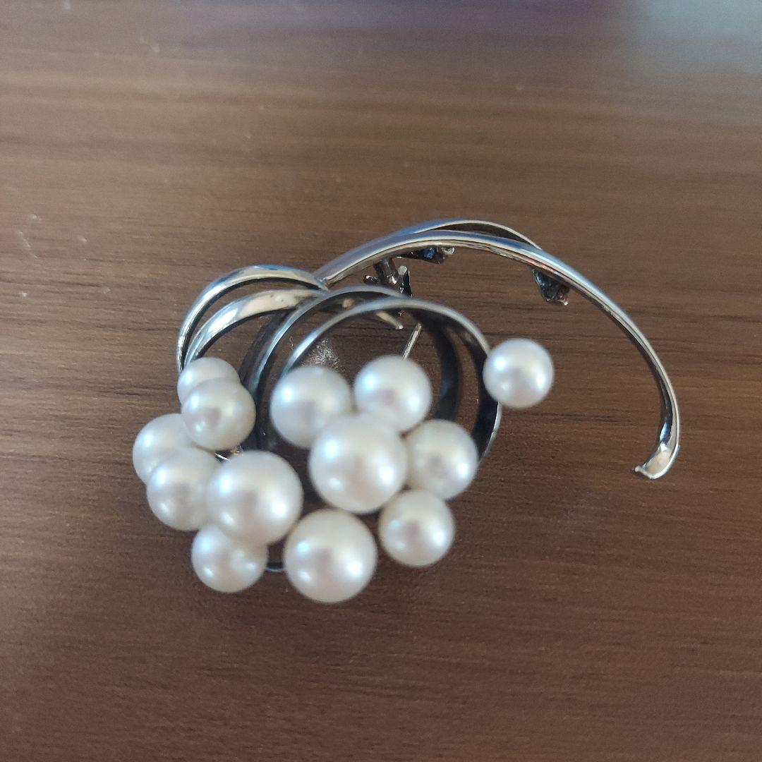 タサキパールフラワーブローチ