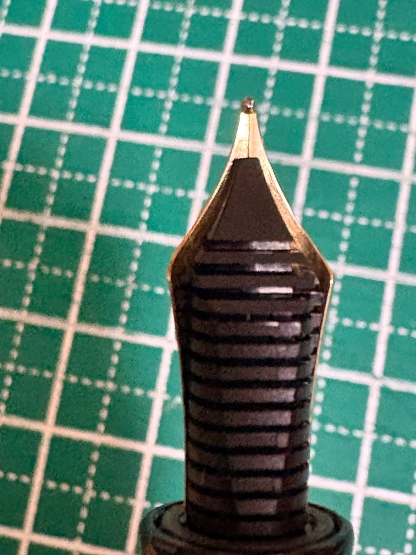 【匿名配送】セーラー 万年筆 黒 M 14K ペンケース付き