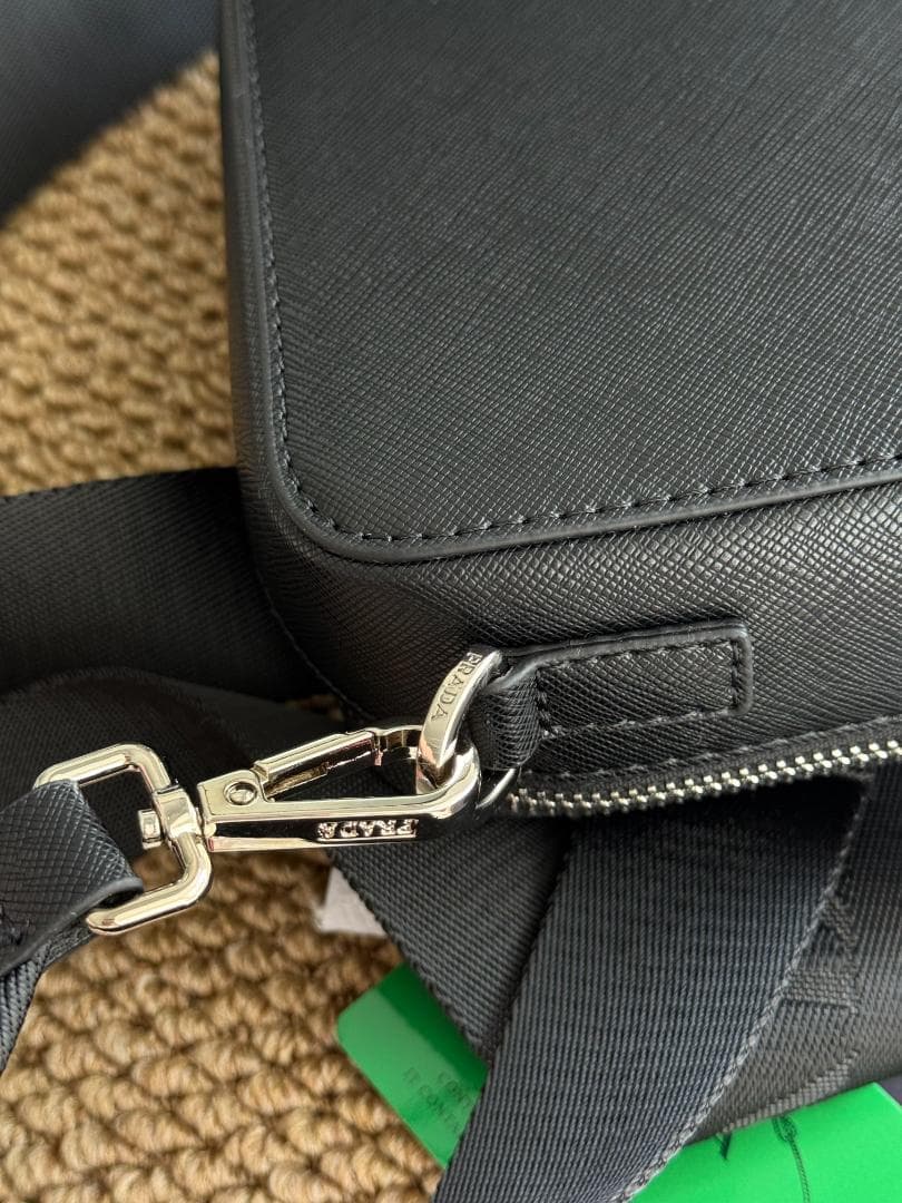 早い者勝ち！ブラック ショルダーバッグ