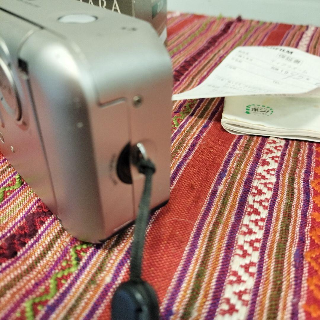 FUJIFILM 富士フイルム TIARA ZOOM コンパクトフィルムカメラ