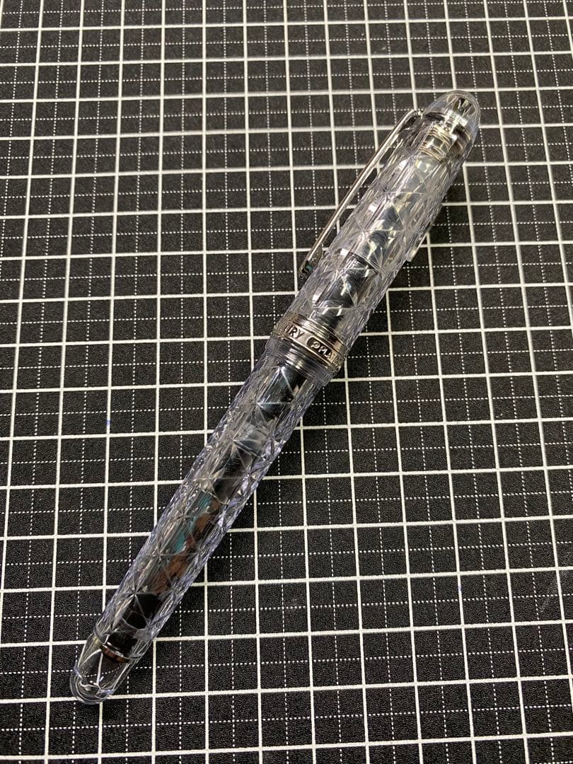 Platinum CENTURY #3776 六花　万年筆　字幅F