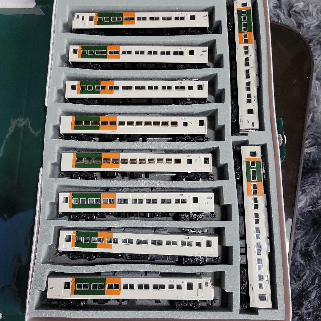 KATO 185系0番台「踊り子」新塗色 基本・増結セット