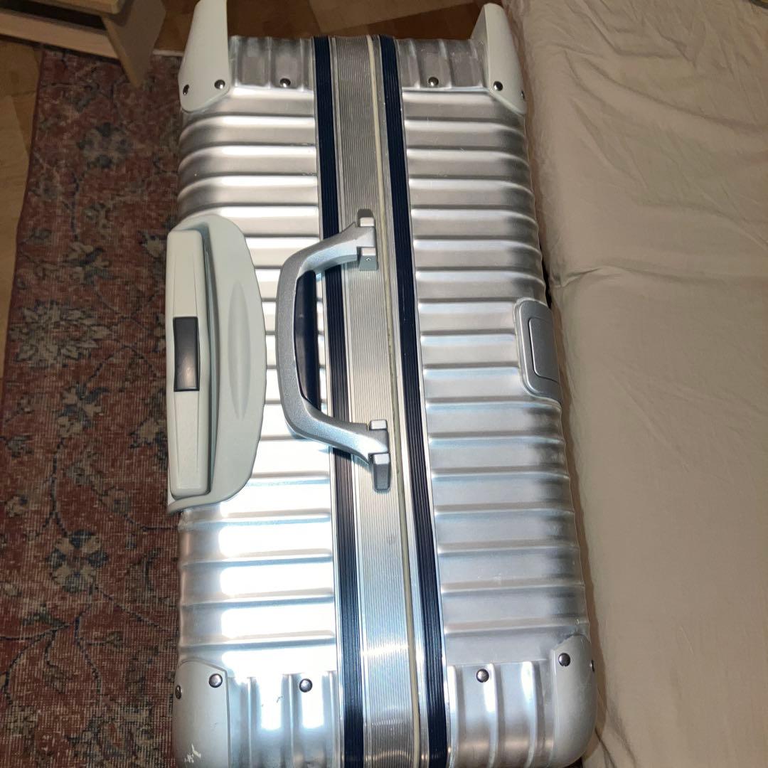 RIMOWA シルバーアルミキャリーケース 大型　4輪