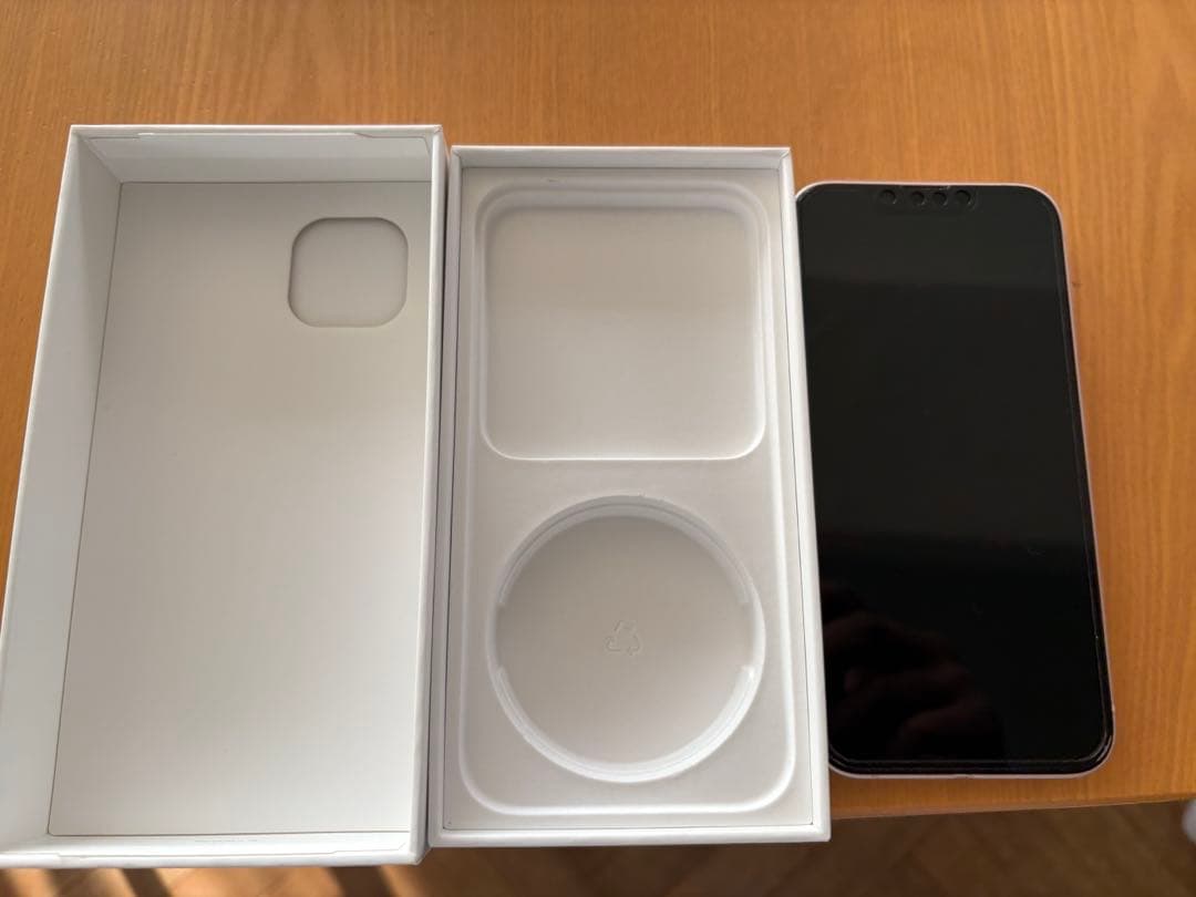 iPhone13ピンク256G