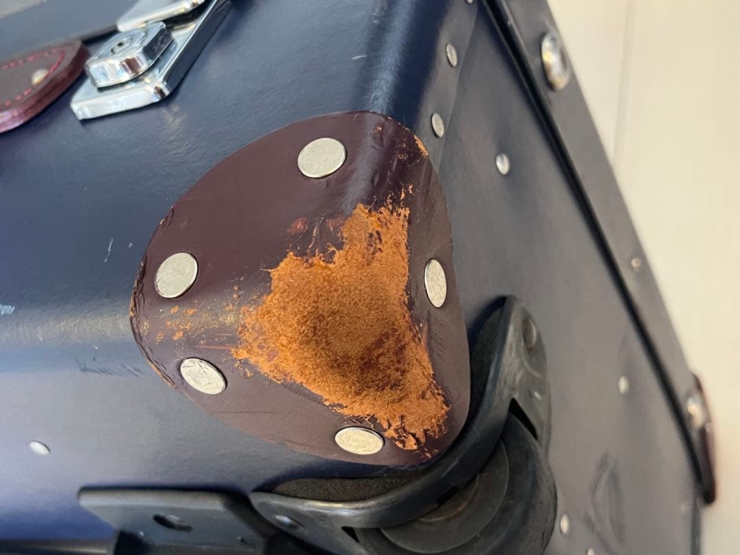 グローブトロッター スモールキャリーオンスーツケース（機内可）