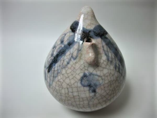 ≪李朝 朝鮮≫ 桃型水滴 朝鮮美術 桃形 砂高台 染付 書道具 美術品 骨董品