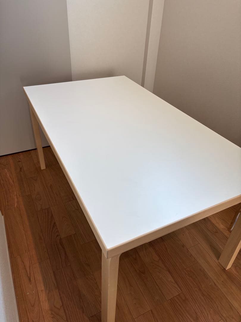 artek テーブル82A 150x85/ホワイトラミネート