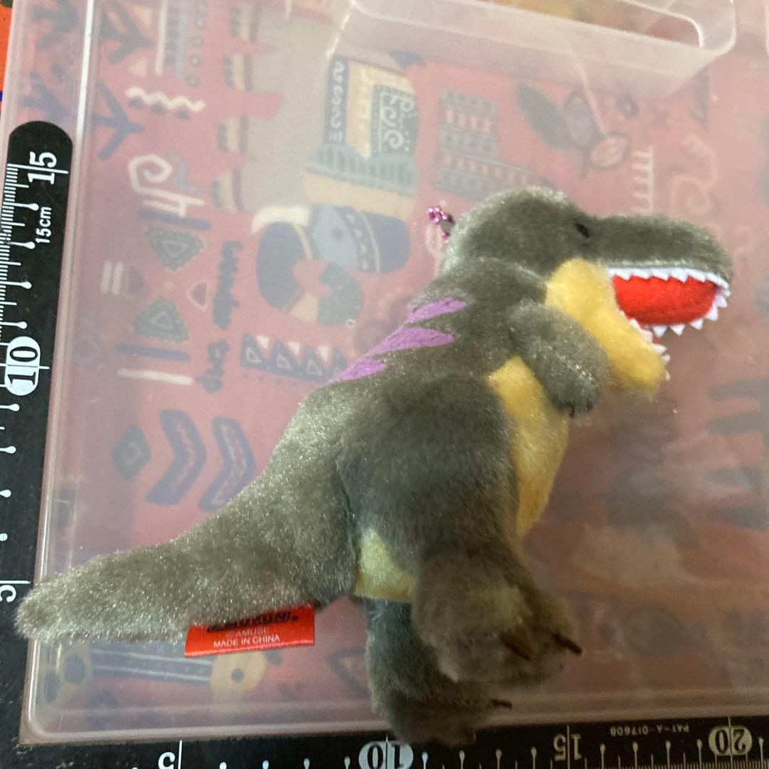 ぬいぐるみ　恐竜時代　マスコット　ティラノサウルス