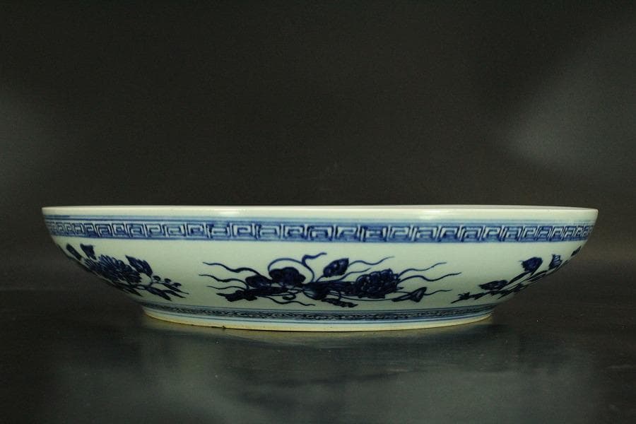 中国美術 青花 枝果紋 皿 φ42.3cm(BB509)