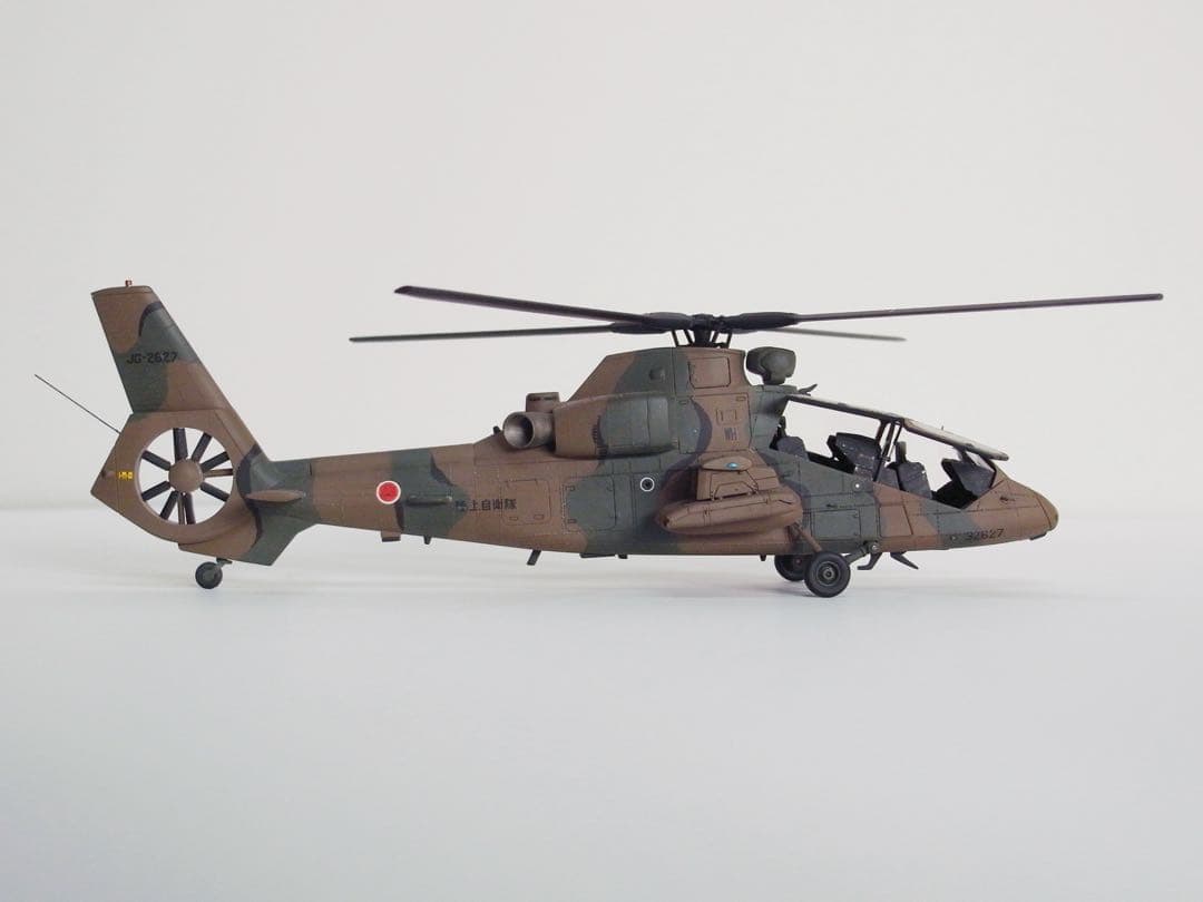 ［完成品］陸上自衛隊 OH-1 観測ヘリコプター 1/72