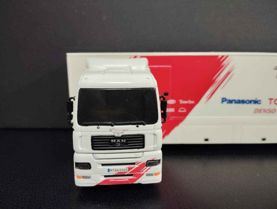 KYOSHO RCトランスポーター 1/64　教習所マップ