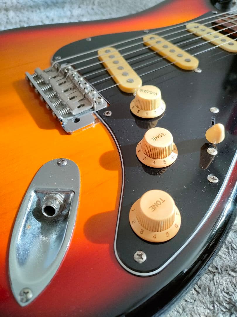 ギター YAMAHA ST500R Sunburst