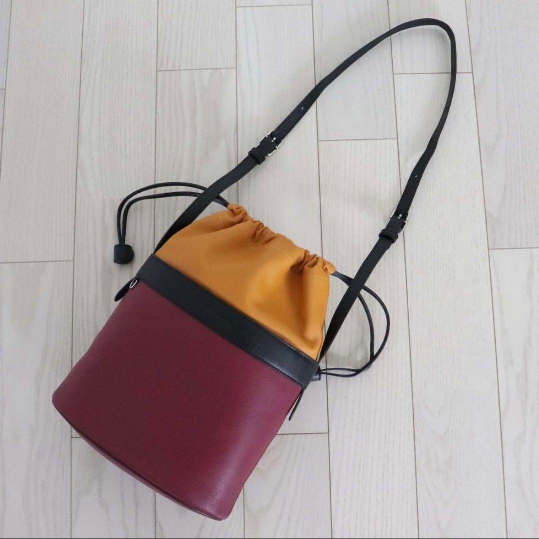 美品 J&M DAVIDSON カーニバル 巾着 レザー ショルダー バッグ