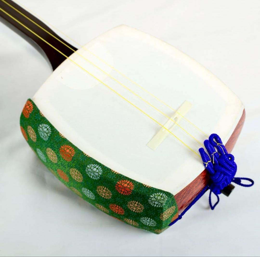 三味線本体 木製 バチ付き　セール