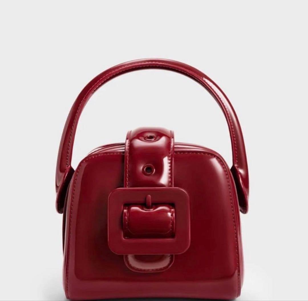 CHARLES&KEITH ルラ パテントベルトバッグ