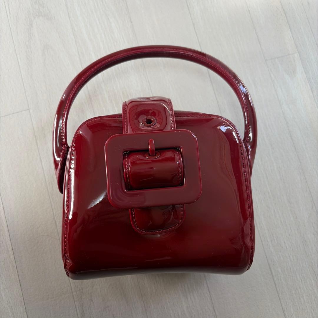 CHARLES&KEITH ルラ パテントベルトバッグ