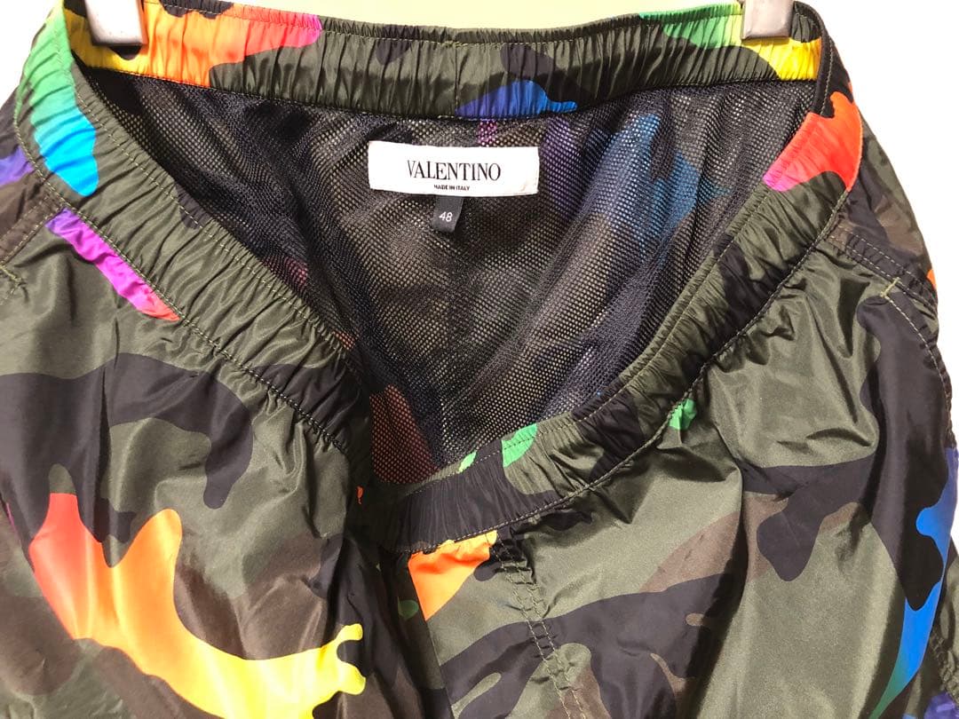 ヴァレンティノ カモフラージュ ショートパンツ 48