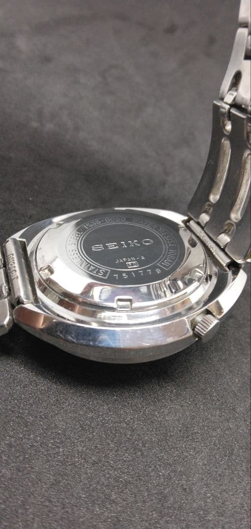 訳あり　SEIKO5 SPORTS 自動巻き 腕時計 オレンジ　複刻版希少モデル