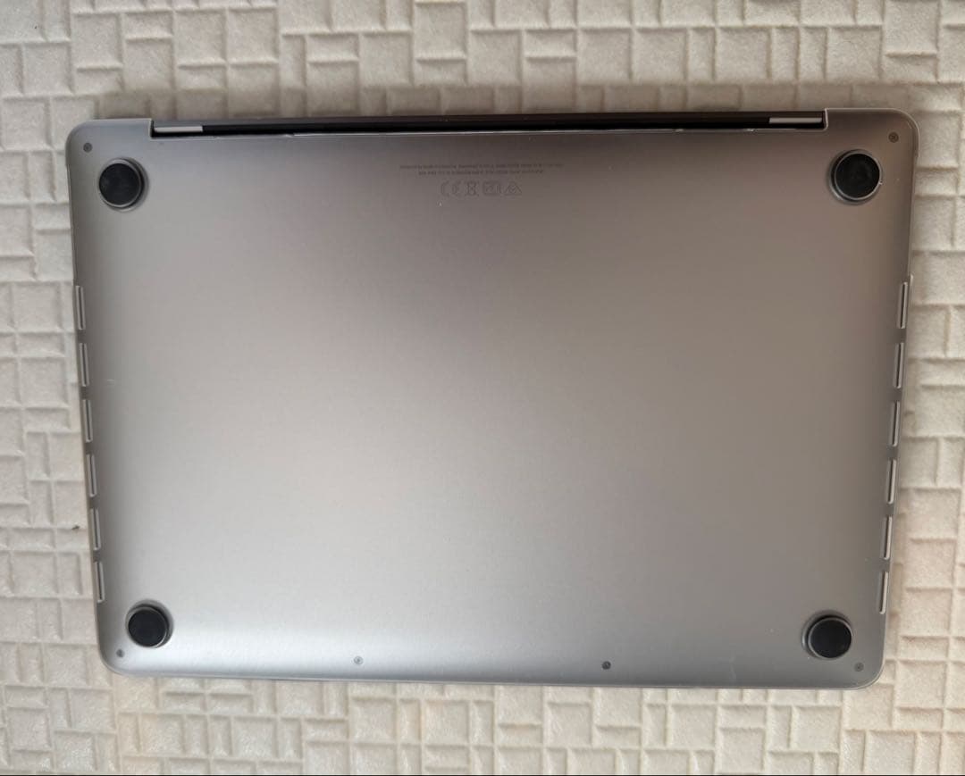 MacBook Pro 13インチ 2022 M2 8GB 256GB 英語配列