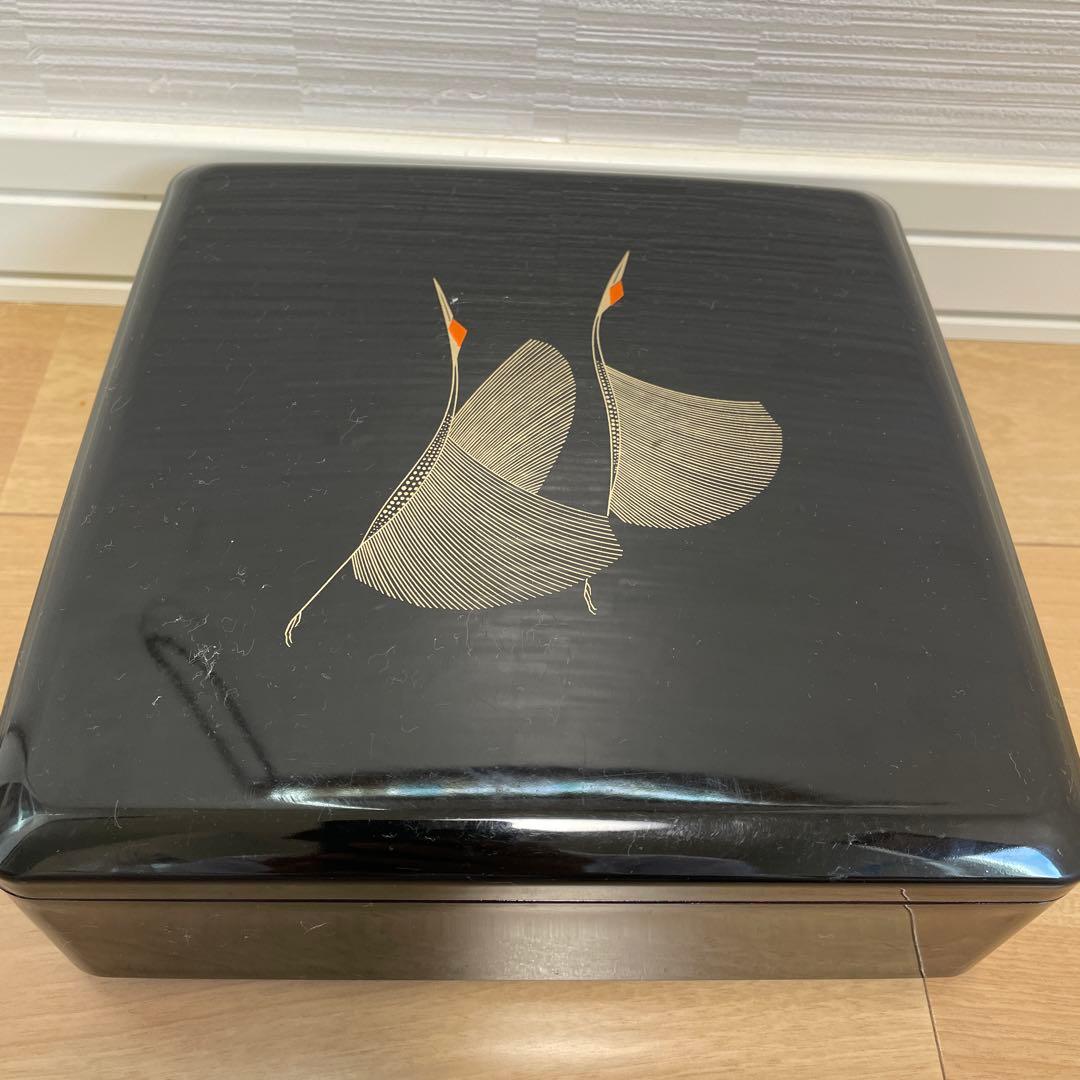漆製 重箱 鶴と葉のデザイン 約20cm