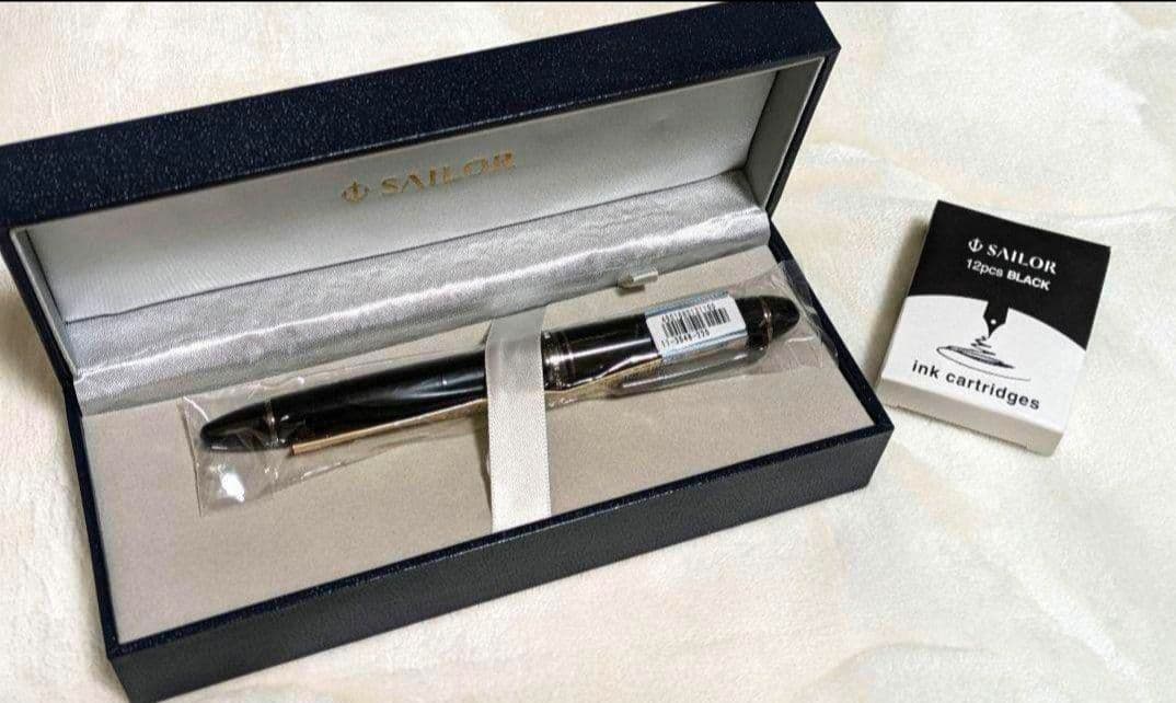 セーラー万年筆 SAILOR　プロフィット ブラックラスター 細字　新品未開封
